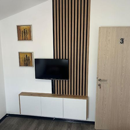 モスタルApartman Grande Ajnaアパートメント エクステリア 写真