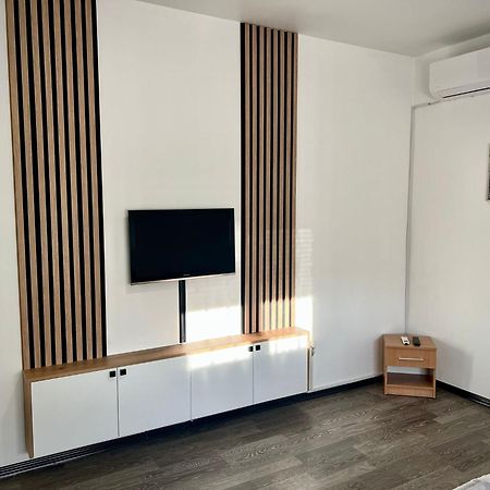 モスタルApartman Grande Ajnaアパートメント エクステリア 写真