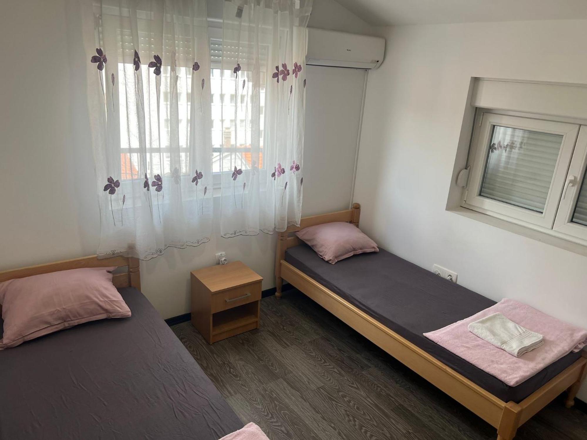 モスタルApartman Grande Ajnaアパートメント エクステリア 写真