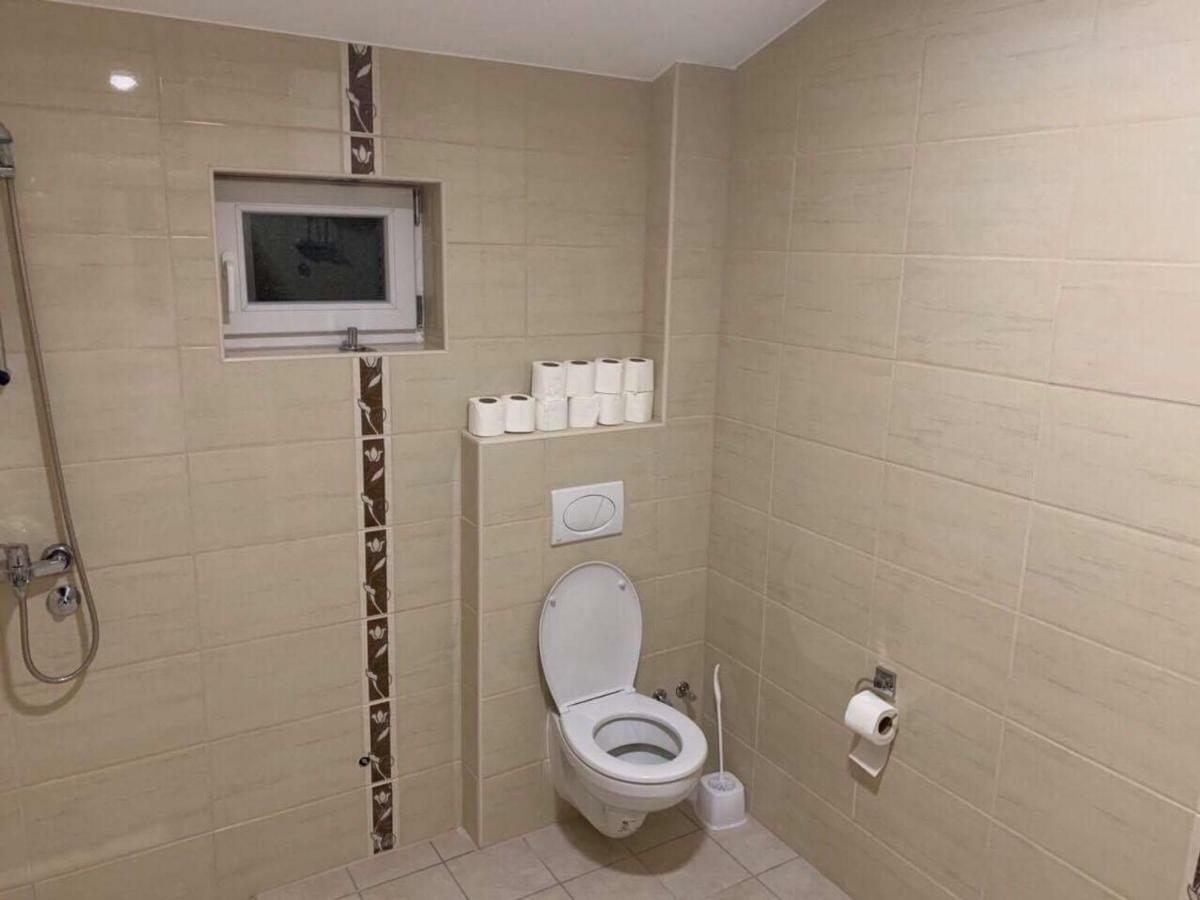 モスタルApartman Grande Ajnaアパートメント エクステリア 写真