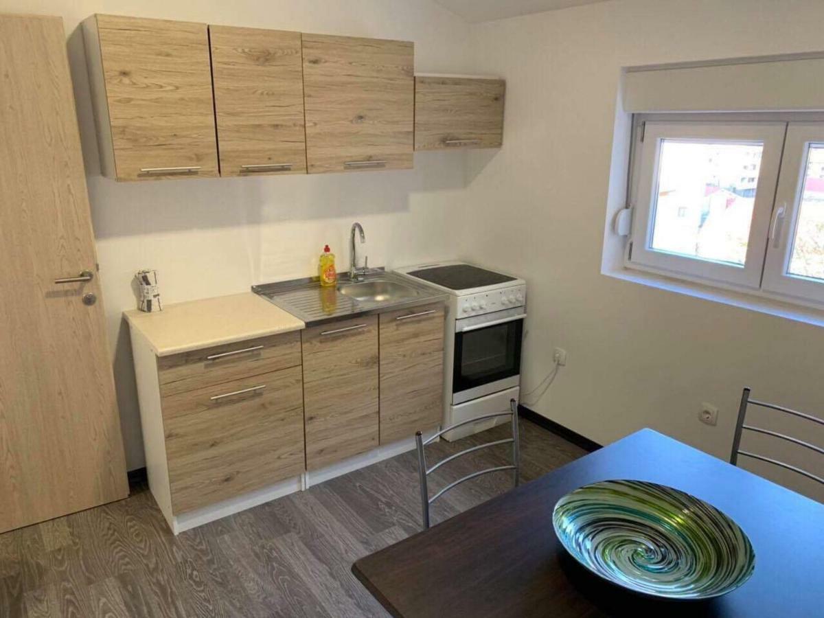 モスタルApartman Grande Ajnaアパートメント エクステリア 写真